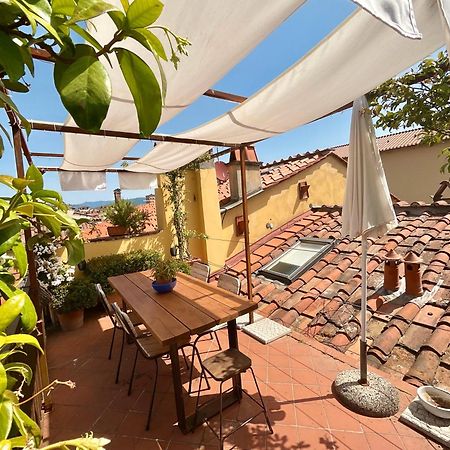 Ferienwohnung La Terrazza Di Sofia Lucca Exterior foto